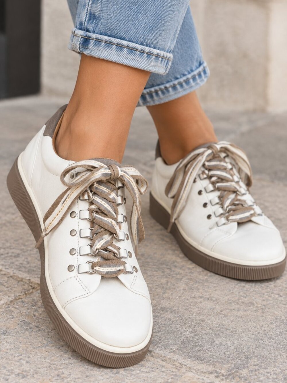 Joie Harvard White Leather Sneakers Size 38.5 White GUC